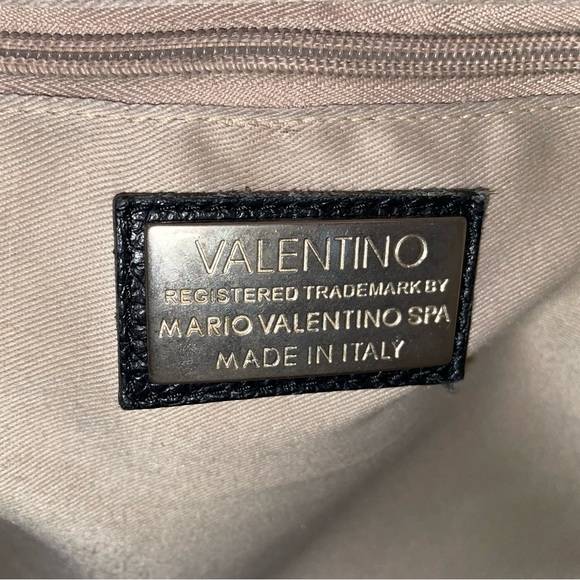 Valentino purse - Picture 5 of 8